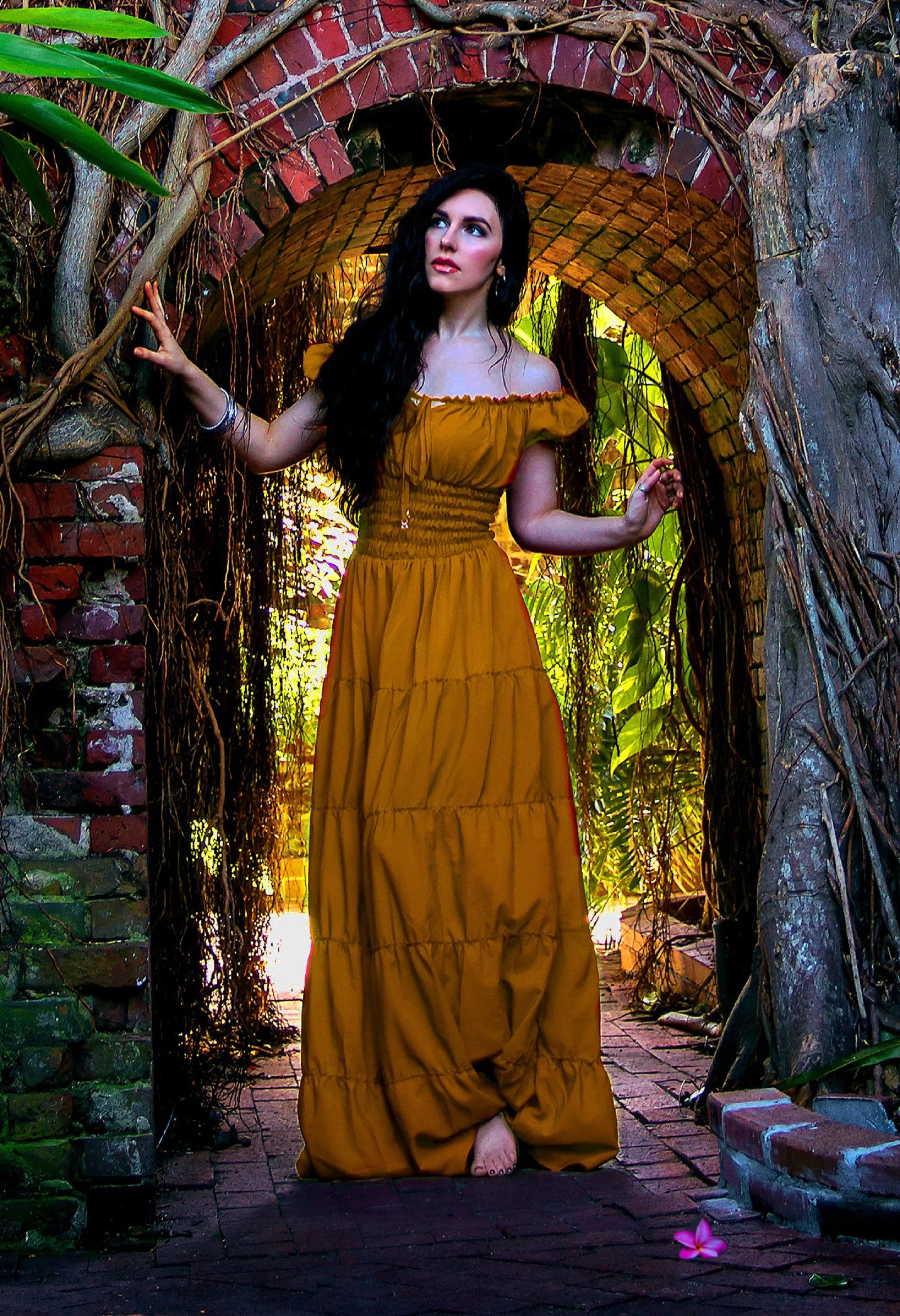 Perfect Hot Weather Renaissance Chemise Bohemian Summer Dress - Image 12