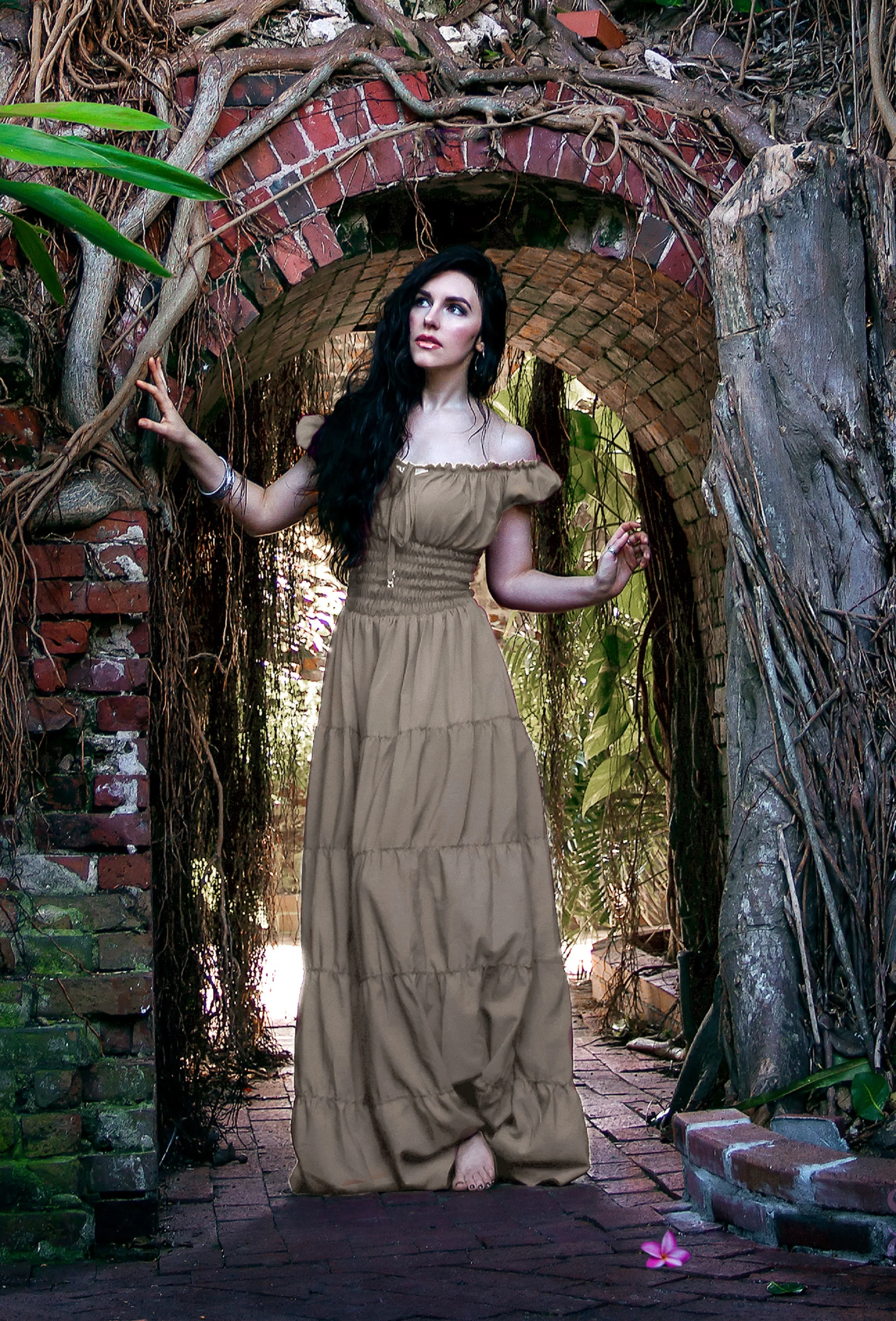 Perfect Hot Weather Renaissance Chemise Bohemian Summer Dress - Image 23