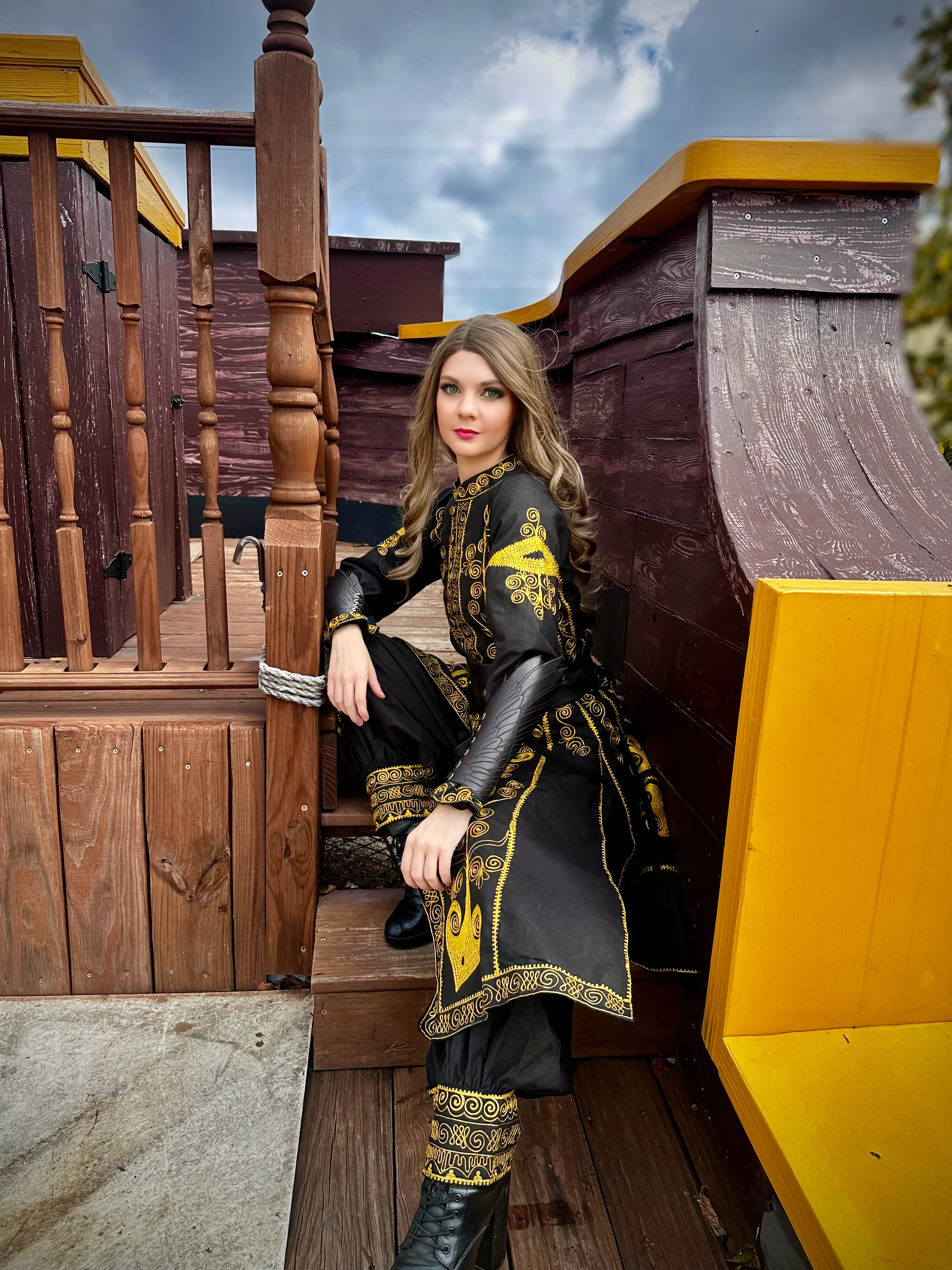 Renaissance Faire 100% Cotton Elizabeth Swann Cosplay Fantasy Pirate Buccaneer Embroidered Costume: Coat and Pantaloons. Reminisce Brand - Image 3